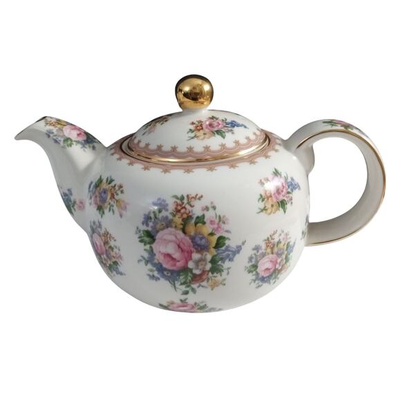 Royal Albert Lady Carlyle Teapot With Lid Roses Gold Trim Vintage - Picture 6 of 12